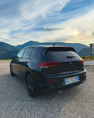Volkswagen Golf 8 2.0 TDI DSG Life 116 CV 79.000km