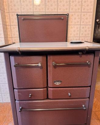 Stufa a legna/forno/piano cottura. marca lincar