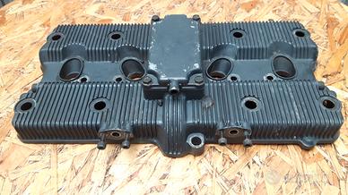 Coperchio valvole SUZUKI GSXR 750 1985