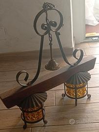 Lampadario Rustico in legno e ferro battuto 