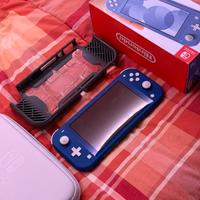 Nintendo Switch Lite (nuova) + Custodia e Cover