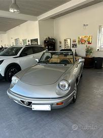 Alfa spider duetto