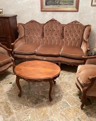 Arredamento completo in stile classico