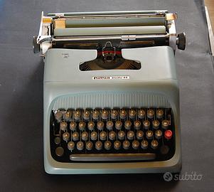 MACCHINA DA SCRIVERE OLIVETTI