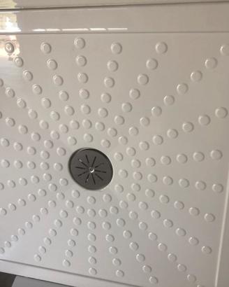 Piatto doccia per bagno disabili