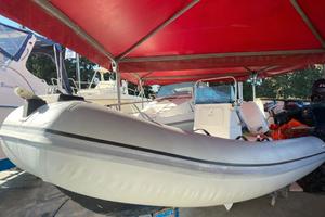 Gommone ASSO 5 metri  (Tubolari NUOVI ) + motore