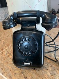 Telefono antico Siemens a parete di bachelite