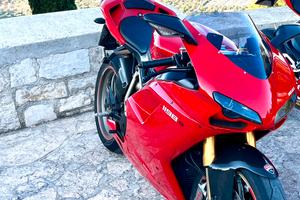 Ducati 1198s Perfetta (1005 esemplari)