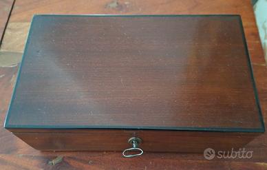 Acc Vintage Scatola legno mogano 