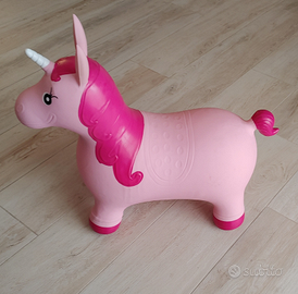 Unicorno cavalcabile