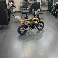 Mini cross lem motor 50 con grafiche gas gas