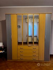 Armadio ante scorrevoli