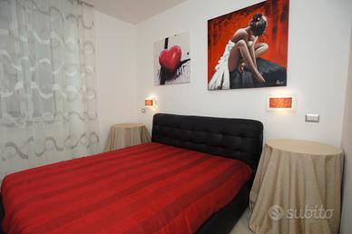 Bilocale rifinito appia nuova