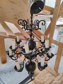Lampadario fiammingo olandese vintage a 12 luci