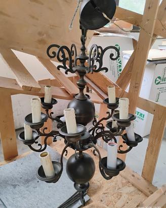 Lampadario fiammingo olandese vintage a 12 luci