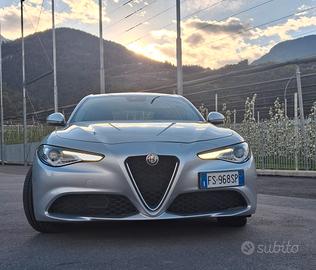 Alfa Romeo Giulia 2.2 Turbodiesel 180 CV AT8 Q4