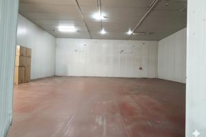 Capannone/magazzino 400 mq -Pero (Milano)