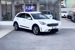 Kia Niro 1.6 HEV 105CV E6 Neo - 2018