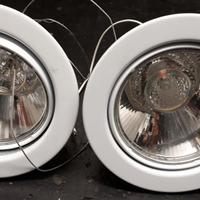 Porta faretto a incasso  e  N°14  Faretti Spediti