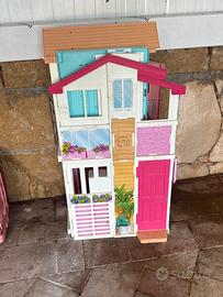Casa delle Barbie perfettamente funzionante