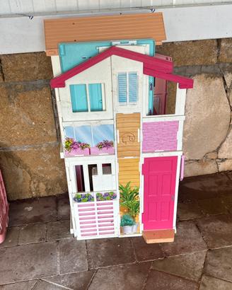Casa delle Barbie perfettamente funzionante