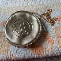 Borsettina a tracolla