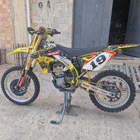 Suzuki Valenti RM-Z 450
