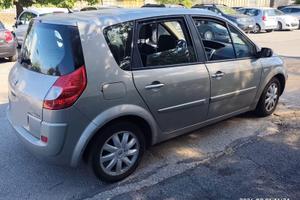 Renault Scenic II – Meccanica curata e pronta uso