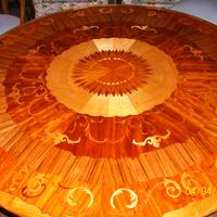 tavolo sorrentino intarsiato