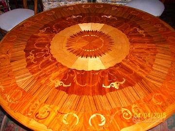 tavolo sorrentino intarsiato