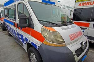 PEUGEOT BOXER AMBULANZA VP