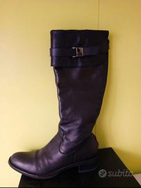 Stivali neri in pelle