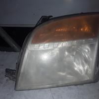 FARO ANTERIORE SINISTRO FORD Fusion 2Â° Serie (05>