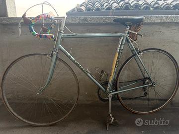 Bici da corsa vintage torpado