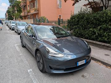 Tesla model 3 long range dual motor pacchetto fsd
