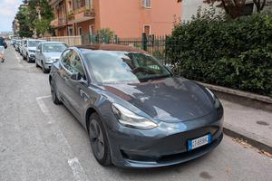 Tesla model 3 long range dual motor pacchetto fsd
