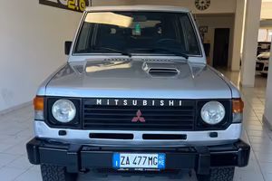 Mitsubishi Pajero 2.5 TDI Metal-top EXE