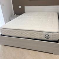 Materasso 23 cm in memory con rete