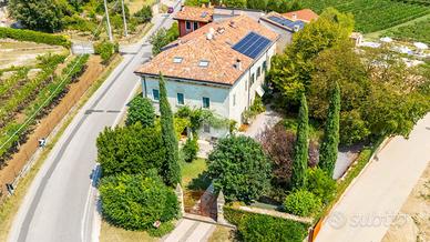 CASA SEMINDIPENDENTE A MEZZANE DI SOTTO