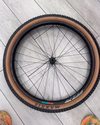 ruote in carbonio KTM per MTB  smontate da scarp