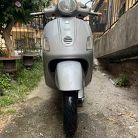 Vespa 200 GT