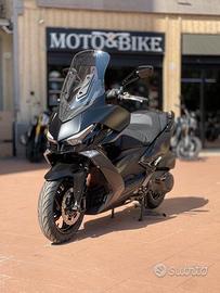 Kymco Xciting 400i VS