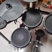 Alesis Nitro Mesh Kit con Pacchetto di Espansione 