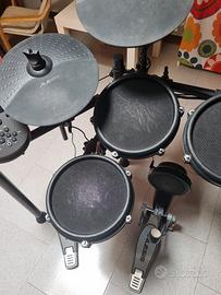 Alesis Nitro Mesh Kit con Pacchetto di Espansione 