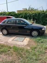auto  non marciante  audi  a3 