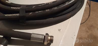 Tubi oleodinamici realizzati su misura.