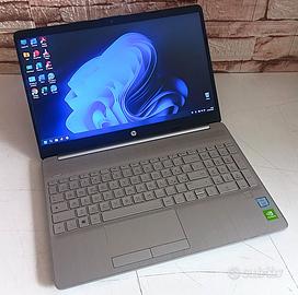 HP 15-DW0120NL I7-8565U / 8 GB / 512 GB / MX130
