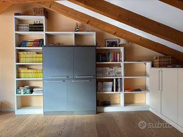 Libreria con mobile
