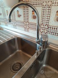 lavello acciaio Alpes-inox con miscelatore