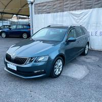 Skoda Octavia 1.6 Tdi cv S.W. DSG Automatica Navig